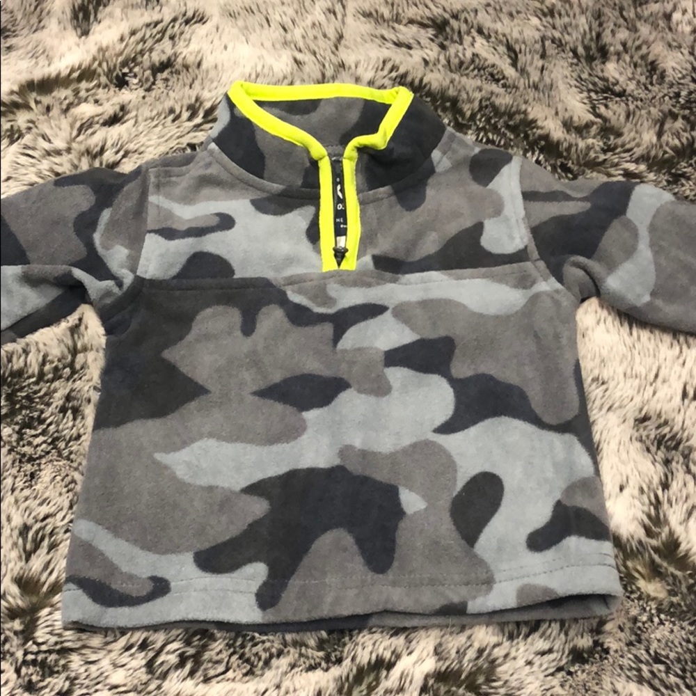 Osh Kosh baby fleece camo pullover! NWT!
